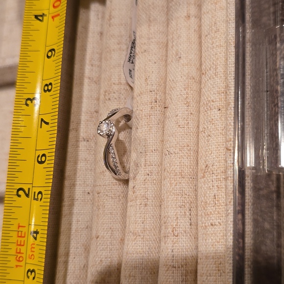 KOHL'S 1/5 CTTW DIAMOND 10K GOLD RING SIZE 7 - Picture 11 of 14